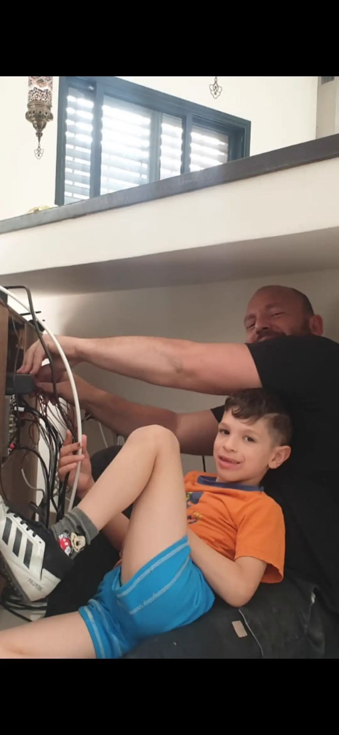 מתקינים גם עם עוזרים קטנים — Usmart